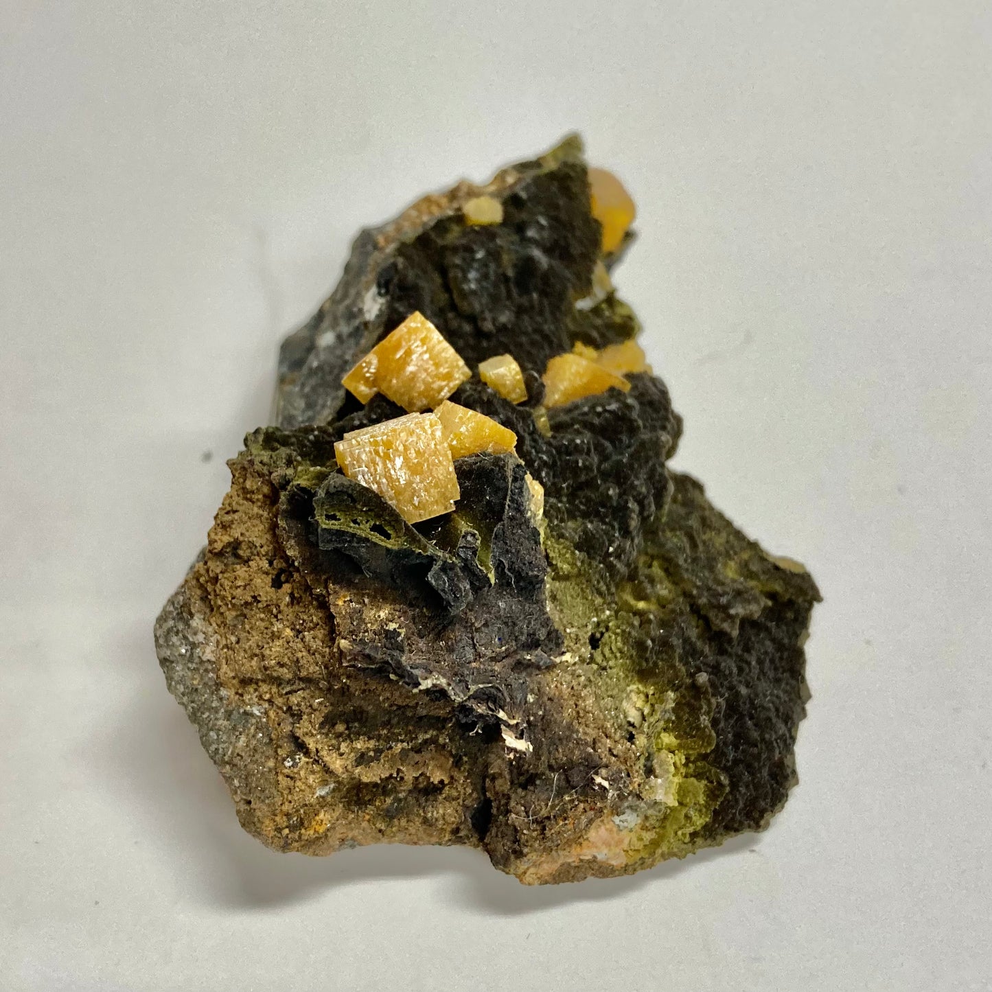 Wulfenite-Mimetite